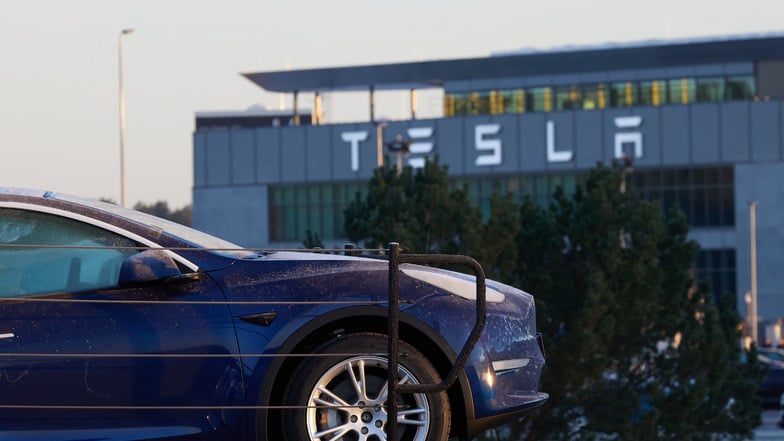 Im europaweit einzigen Autowerk von Tesla in Grünheide bei Berlin hat am Montag die zweite Betriebsratswahl begonnen.