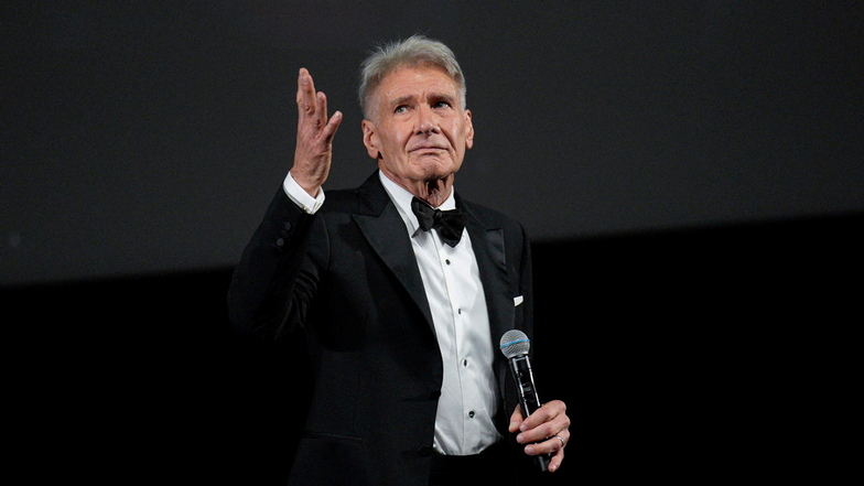 Harrison Ford, Schauspieler aus den USA, nachdem er die Goldenen Palme bei den 76. Internationalen Filmfestspielen in Cannes erhalten hat.