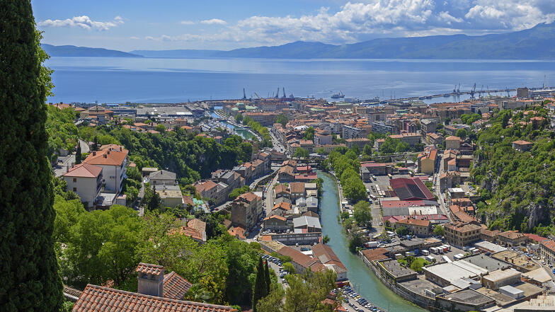 Die Hafenstadt Rijeka ist ein guter Ausgangspunkt, um die Region zu erkunden.