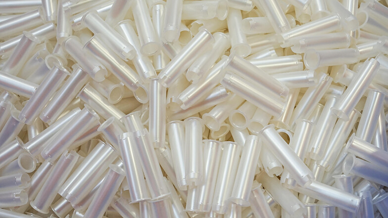 Als Tamponapplikatoren werden die Kunststoffröhrchen aus Großdubrau in die ganze Welt exportiert.