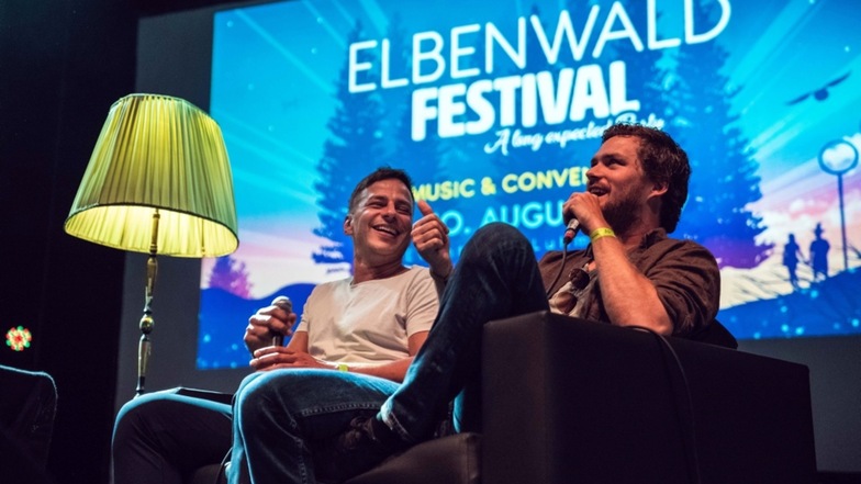 Tom Wlaschina und Finn Jones beim Elbenwald-Festival im Vorjahr.
