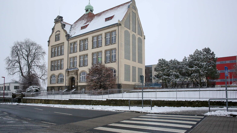 Das Ferdinand-Sauerbruch-Gymnasium in Großröhrsdorf möchte Klimaschule werden und bietet dafür ein Ganztagsangebot.