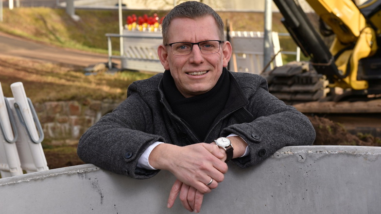 Glashüttes Bürgermeister Markus Dreßler (CDU) wechselt am 1. Juli als Beigeordneter nach Pirna. Deshalb braucht die Uhrenstadt ein neues Stadtoberhaupt.