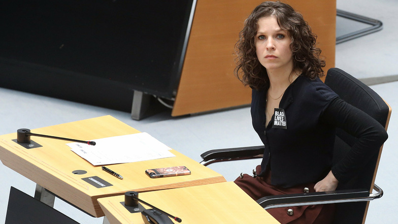 Anne Helm, Fraktionsvorsitzende der Linken im Berliner Abgeordnetenhaus, ist per Mail mit dem Tode bedroht worden.