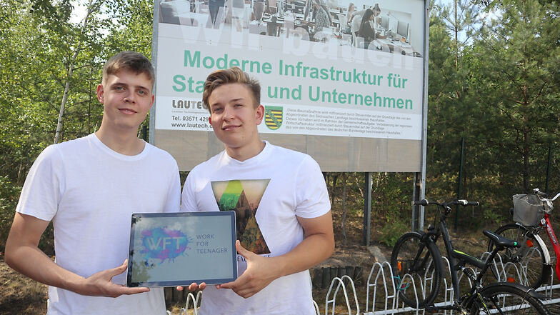 Carlo Nitzsche (18) aus Zeißig (links) und Maximilian Buder (18) aus Schwarzkollm gründen ihre eigene Firma. „Work for Teenager“ soll sie heißen. Sie soll Schülern Wochenend-Arbeit und Ferienarbeit vermitteln.