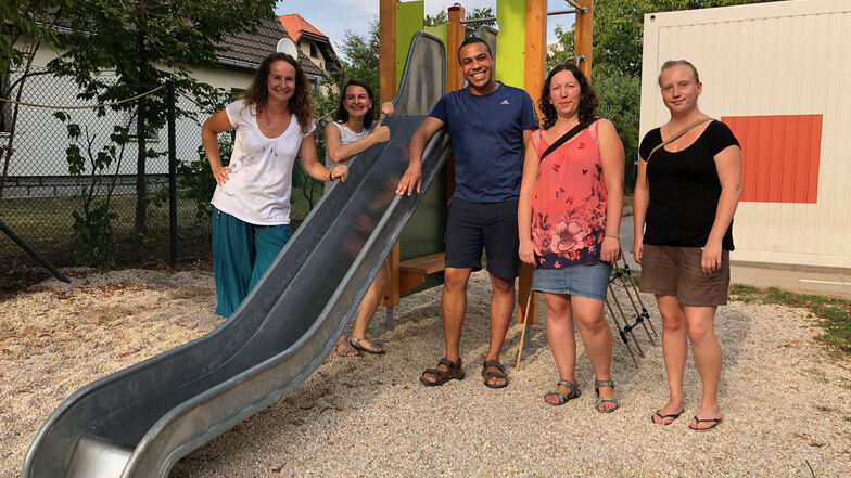 Das engagierte Elternrat-Team um Stefan Schumann im Kinderhaus Regenbogen in Königsbrück hat im letzten Jahr viel geschaffen.