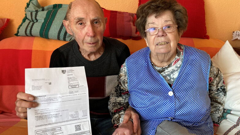 Christine und Erhard Scharf erhielten bei einem Arztbesuch einen teuren Bußgeldbescheid.