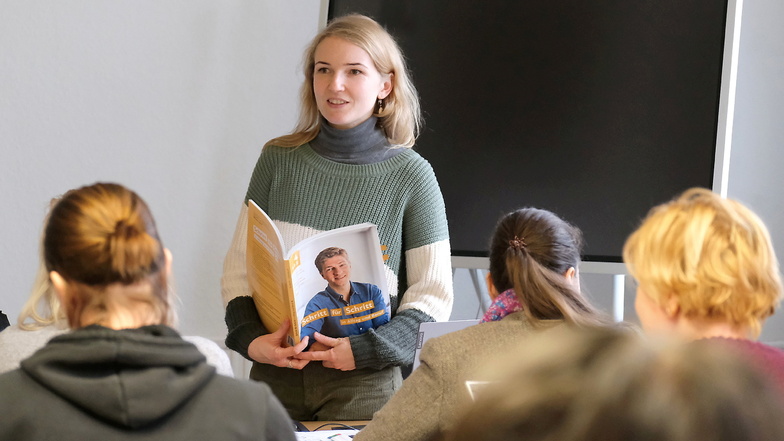 Sprache ist wichtig: Dozentin Tania Lohse in einem Integrationskurs der Volkshochschule in Meißen.