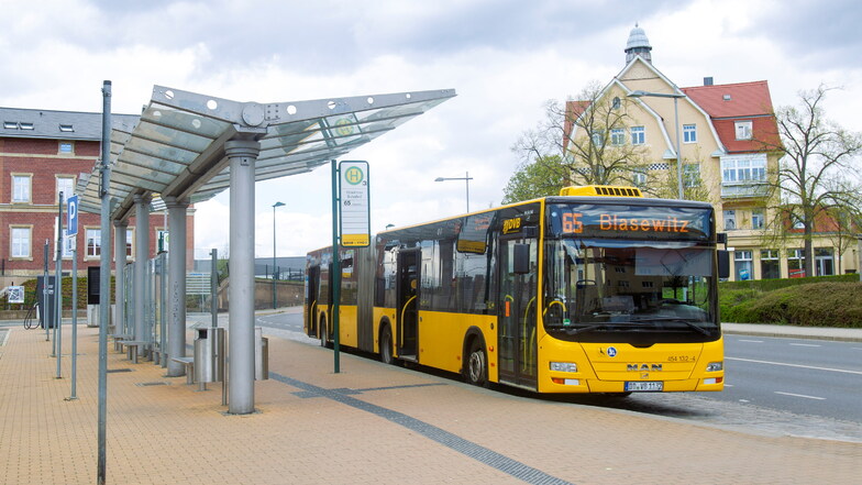 Wer in Heidenau in die Busse der Linien 65 oder 86 fährt, muss sich vorher um einen Fahrschein kümmern.