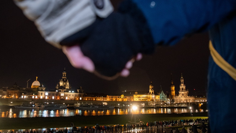Corona verhindert auch die Menschenkette am 13. Februar in Dresden.