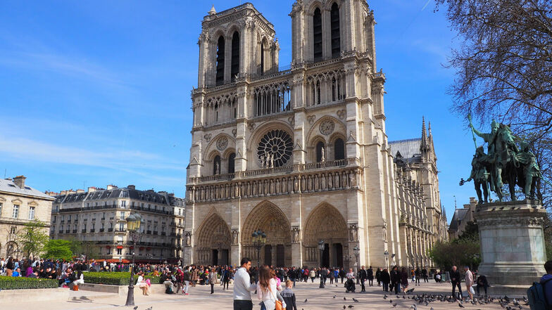 Die Kathedrale Notre-Dame de Paris vor dem Brand im April 2019.