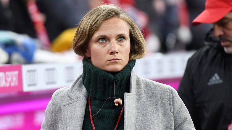 Alle beim FC Bayern schwärmen von ihrer Teammanagerin Kathleen Krüger. Das wird auch nach dem Wechselskandal so bleiben, der Sportvorstand nahm sie bereits in Schutz.