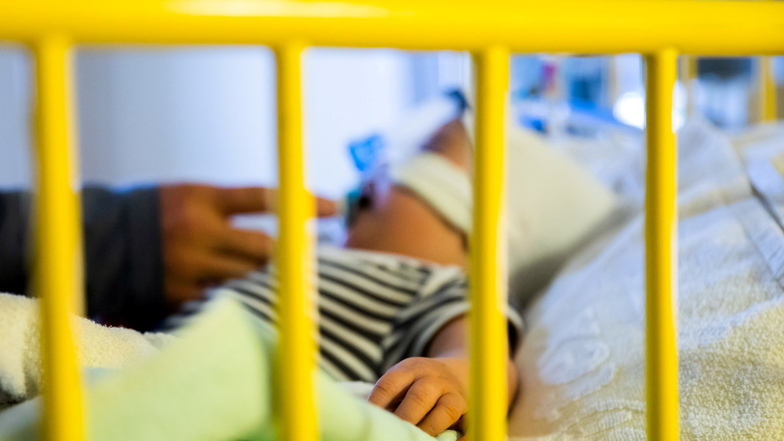 RS-Virus in Sachsen: Schwere Infektwelle bei Kindern bleibt bis zum Fest