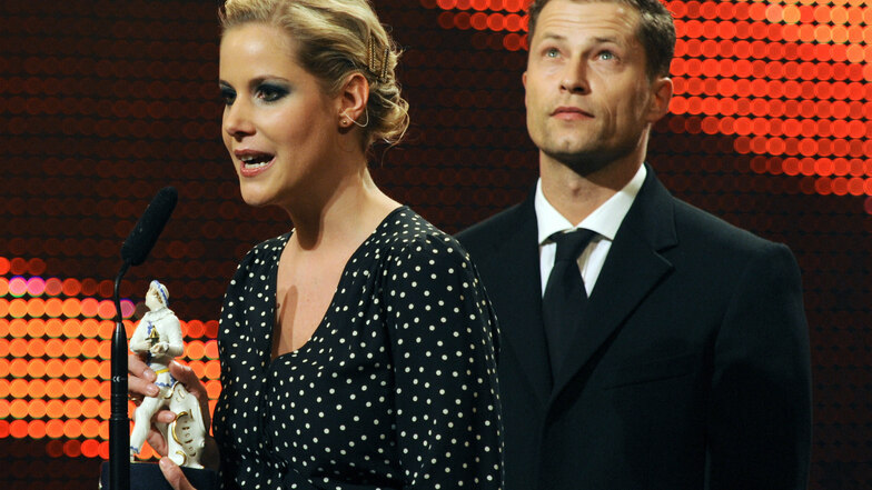 Anika Decker und  Til Schweiger erhalten 2009 für den Film "Keinohrhasen" den "Publikumspreis" bei der Verleihung des Bayerischen Filmpreises.
