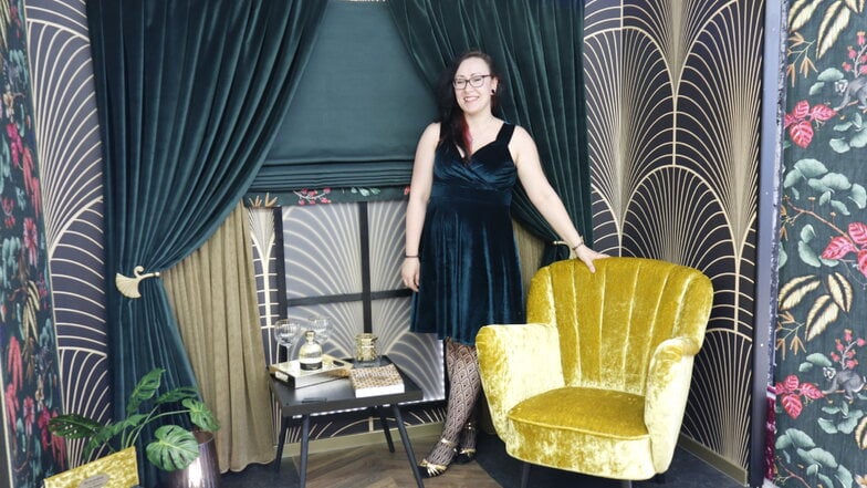 Zu einer Reise in die Vergangenheit lädt Silja Kinast mit ihrer Art Deco Lounge ein.