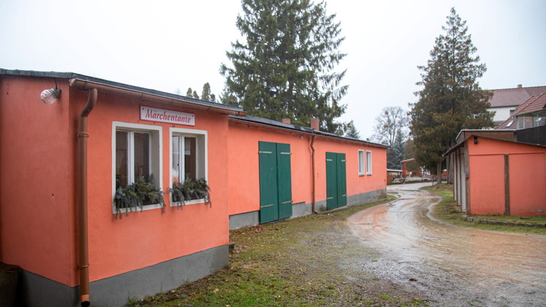 Das Domizil des Heimatvereins im Städt'l Nieder Seifersdorf. Ein neues Dach und eine neue Heizung soll die Baracke dieses Jahr bekommen.