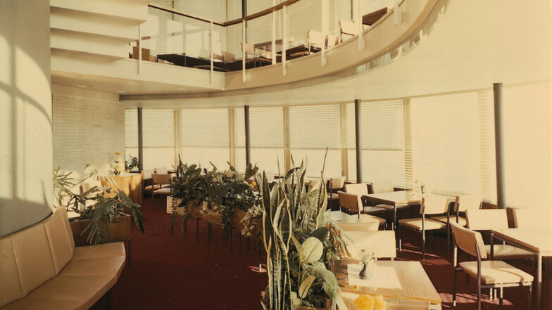 Das elegante Interieur stammte aus den Werkstätten Hellerau. Foto: SZ Archiv