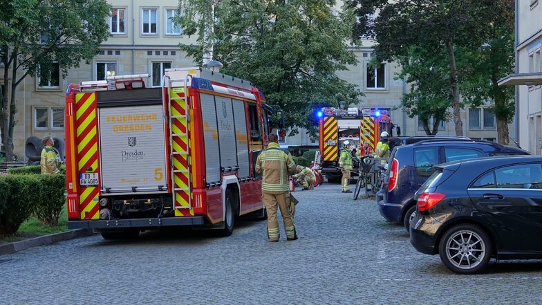 Zu einem Einsatz an einem Asia.-Restaurant wurde am Dienstagmorgen die Dresdner Feuerwehr gerufen.