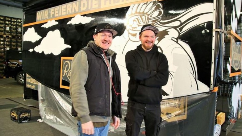 Kai Siegel und Richard Goepel (r.) sind das Künstlerduo Capstan&Tulip.