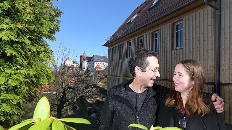 Stefan Werner und Bettina Schruth genießen es, im quirligen Leipzig zu arbeiten, aber im ruhigen Leisnig zu wohnen.