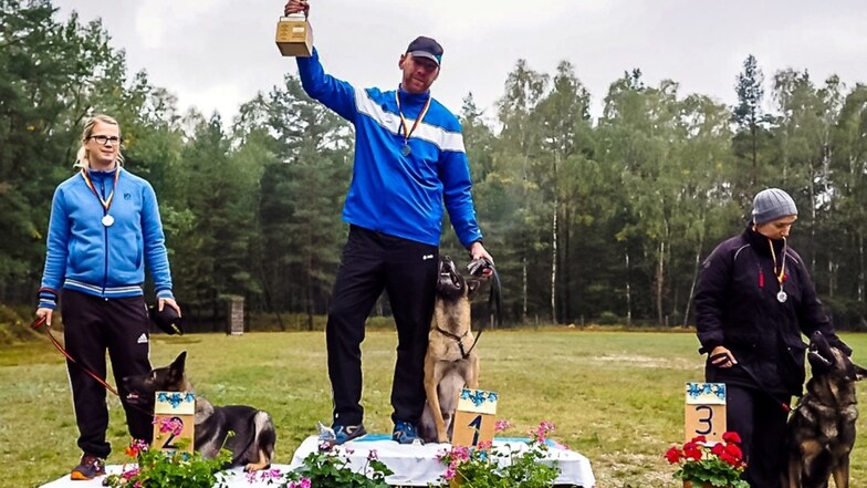 Michael Spalke sicherte sich den
1. Platz bei den Hundesport-Kreismeisterschaften.
