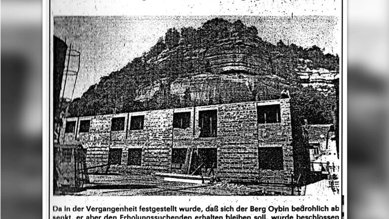 Auch ein Baustellenfoto, entstanden 1986 in Oybin, kann sich für einen Aprilscherz eignen. Man muss nur einen zündenden Einfall haben.