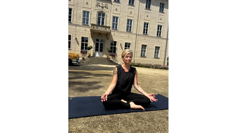 Ab 13. August: Yoga vor Schloss Lauterbach