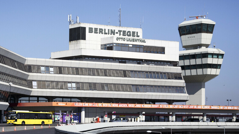 Blick auf den Flughafen "Otto Lilienthal" in Tegel.