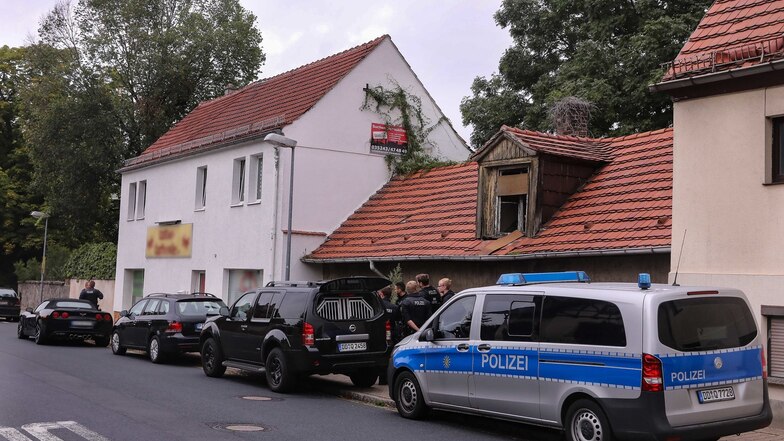 Einsatz der Polizei in der Radeberger Straße in Radeburg.