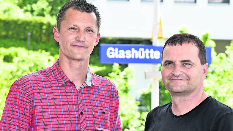 Frank Zimmerhäckel und Uwe Ahrendt (re.) sind die neuen Stadträte der Grünen im Glashütter Stadtrat.
