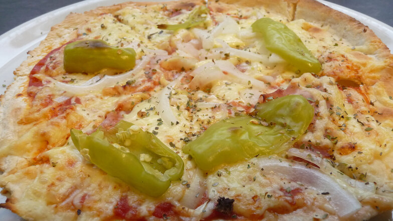 Scharfe Scheibe: die kleine Version der Pizza Diavolo. Mit den Peperoni kommen auch ungeübte Zungen klar.