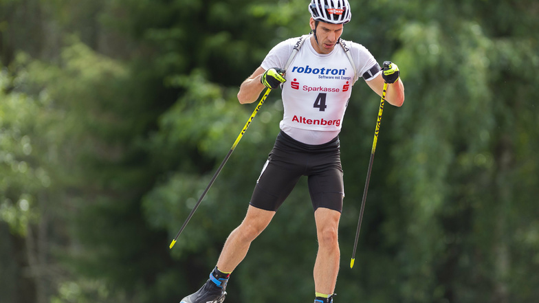 Bei den deutschen Meisterschaften im September in Altenberg schaffte es Arnd Peiffer in keinem der drei Rennen aufs Podium. Aufgrund seiner Erfolge musste er sich aber nicht für die ersten drei Weltcup-Stationen qualifizieren.