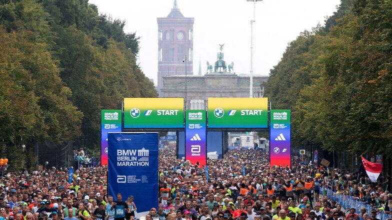 Für den größten deutschen Stadtlauf hatte sich die Rekordzahl von fast 48.000 Läuferinnen und Läufern aus 156 Ländern angemeldet.