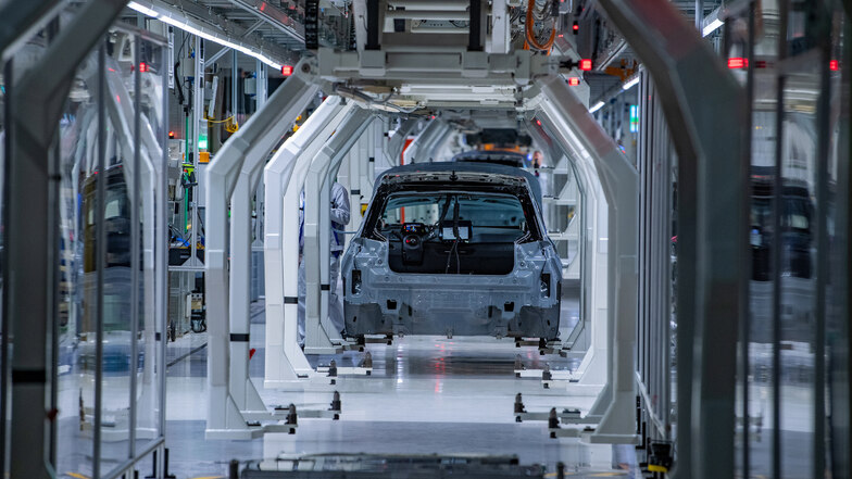 VW fährt Produktion in Zwickau hoch
