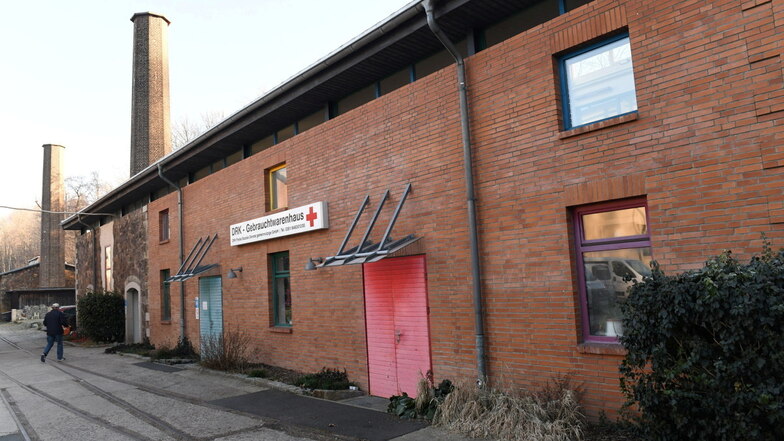 In der alten Freitaler Feilenfabrik hat seit 2017 das Gebrauchtwarenhaus des Roten Kreuzes sein Quartier.