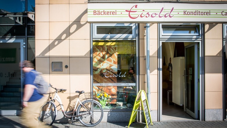 Die Bäckerei Eisold, hier die Filiale in der Zwinglistraße in Dresden, ist in wirtschaftliche Schieflage geraten.