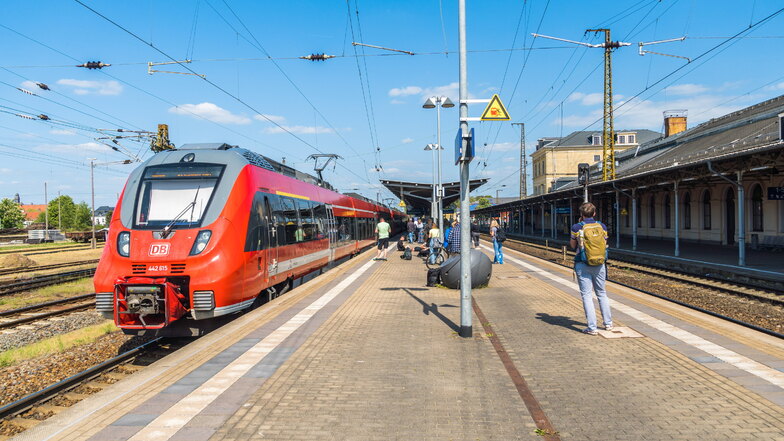 Beinahekollision von zwei Zügen am Riesaer Bahnhof - Ermittlungen laufen