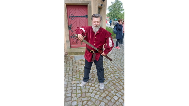 Der Markgraf von Brandenburg musste einem hiesigen Raubritter mit dem Schwert Einhalt gebieten.
