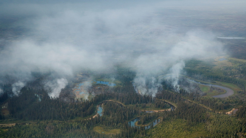 Menschenleere Städte: Tausende Kanadier fliehen vor Waldbränden