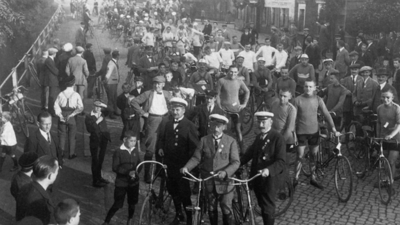 Historie: Mit dem Fahrrad rund um Potschappel