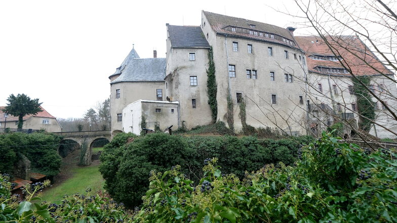 Hier muss was getan werden. Das über 800 Jahre alte Schloss Reinsberg in der Nähe von Siebenlehn. Wann kann der Bau beginnen?