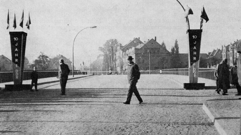 So sah die Weißenberger Brücke zur Wiedereinweihung 1959 aus.