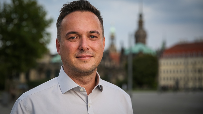 Dresdens FDP-Fraktionschef Robert Malorny hat eine Dienstaufsichtsbeschwerde gegen den ehemaligen Finanzbürgermeister von Dresden erstattet.