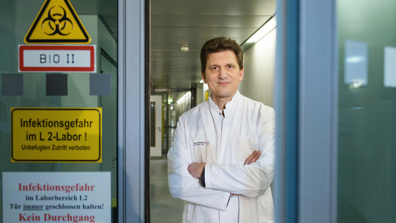 Prof. Alexander Dalpke ist Direktor der gemeinsamen Institute für Medizinische Mikrobiologie und Hygiene sowie Virologie der TU Dresden.
