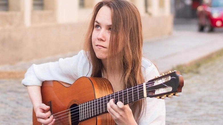 Margaréta Lakner macht bald an der Dresdner Musikhochschule ihren Bachelor und hat dort gerade beim European Guitar Award den Publikumspreis gewonnen.