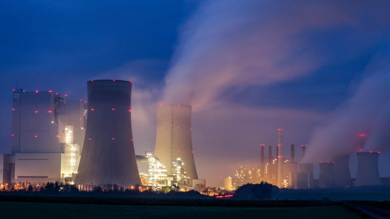 Deutschland darf dem Energiekonzern RWE 2,6 Milliarden Euro staatliche Hilfe für den Kohleausstieg zahlen.