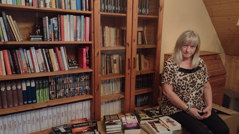 1.000 Bücher für 1.000 Euro: Barbara Stolle möchte im Internet die Hälfte ihrer Büchersammlung verkaufen.