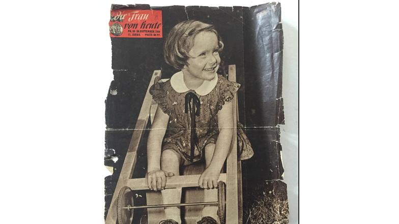 Na klar, die moderne Frau fährt Schaukel oder schaukelt den Wagen. Die Zeitschrift „Frau von heute“ brachte das Spielgerät 1956 auf den Titel. Es kostete damals 41 D-Mark, die Zeitschrift 30 Pfennige.