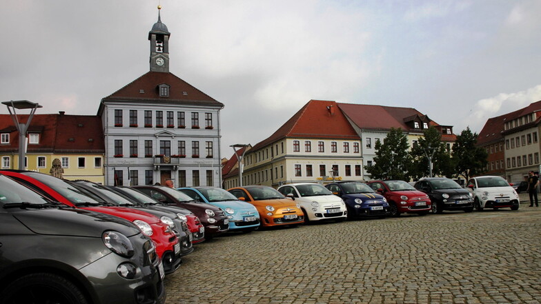 Am 16. Juli startet in Bischofswerda die 12. Fiat 500-Sachsentour. Dann werden viele Autos dieser Marke in der Stadt zu sehen sein.