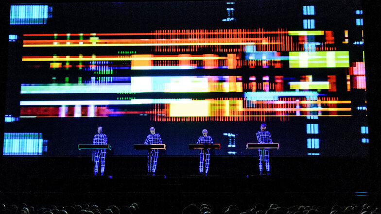 Kraftwerk bei einem Konzert 2017 in Großbritannien. Florian Schneider-Esleben hatte da die Gruppe schon lange verlassen.